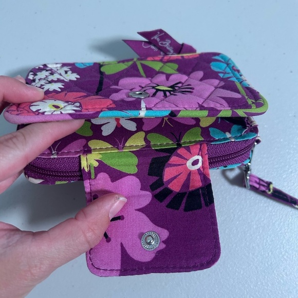 Vera Bradley Carry It All Wristlet Wallet Flutterby Purple Purple - Picture 3 of 4